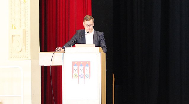 Bild: Einf&uuml;hrungsvortrag heute Nachmittag im Kultur- und Kongresszentrum