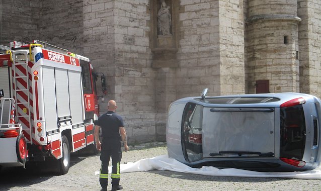 Bild: Schauvorf&uuml;hrung der Feuerwehr am Sonntag