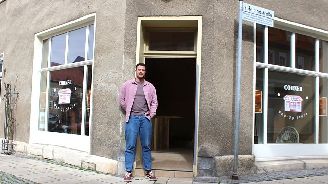 Bild: >>>Schlicht und einfach CORNER hei&szlig;t der klassiche Eckladen, der zu einer Institution werden k&ouml;nnte