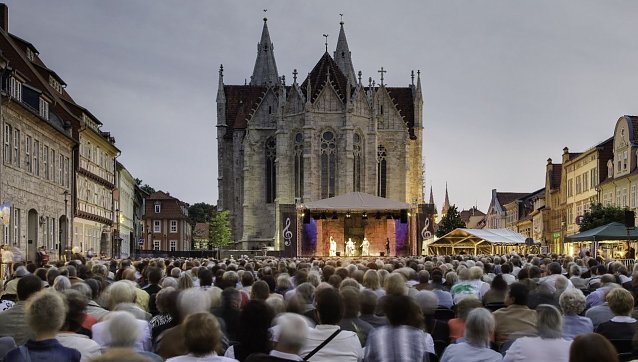 Bild: Sommerliches Open-Air auf dem M&uuml;hlh&auml;user Untermarkt