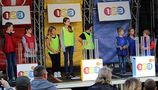 Bild: Wie Im Fernsehen, aber live: Die Quiz-Show "1-2-3" auf dem Langensalzaer Neumarkt