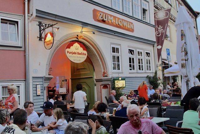 Bild: Gro&szlig;artige Stimmung und viele G&auml;ste beim BaLaTon auf dem Kornmarkt in Bad Langensalza