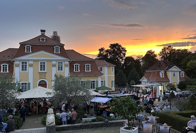 Bild: Sonnenuntergang im Schl&ouml;sschenpark