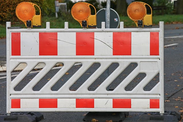Bild: Stra&szlig;ensperre