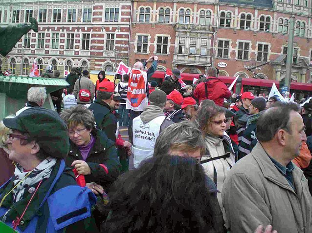 "Gerecht geht anders�" Foto: Klaus Henze