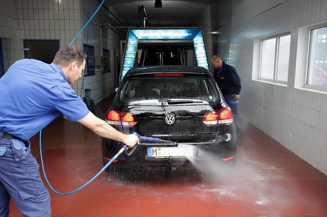 Bild: Autos richtig waschen