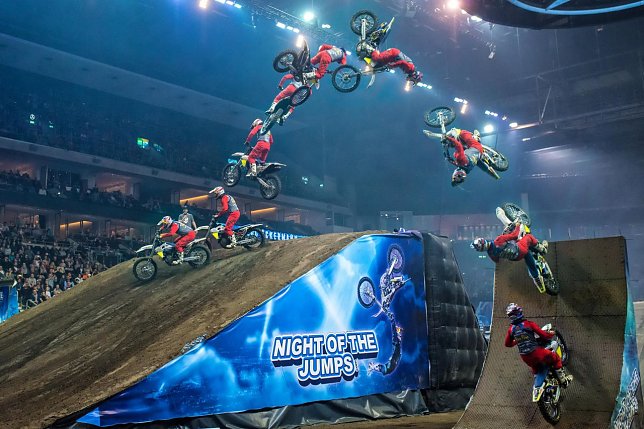 Bild: Double Backflip � Double Victory 
