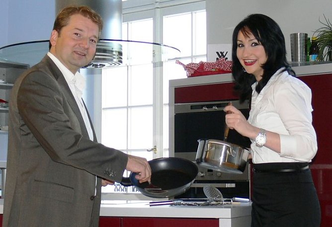 Gemeinsam kochen (Foto: B. Susemihl) Gemeinsam kochen (Foto: B. Susemihl)