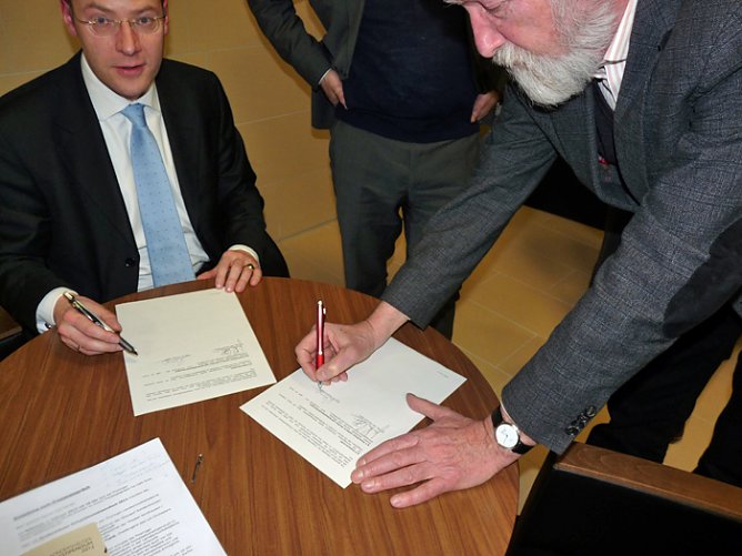 Kompositionsstipendium 2012 (Foto: Karl-Heinz Herrmann) Kompositionsstipendium 2012 (Foto: Karl-Heinz Herrmann)