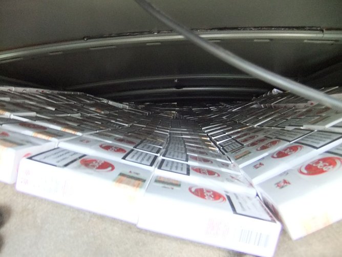 Versteckt und gefunden (Foto: Zoll) Versteckt und gefunden (Foto: Zoll)