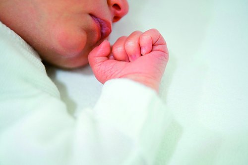 Im Hufeland Klinikum in M&uuml;hlhausen kommen j&auml;hrlich 700 Kinder zur Welt. (Foto:  Foto: Hufeland Klinikum)