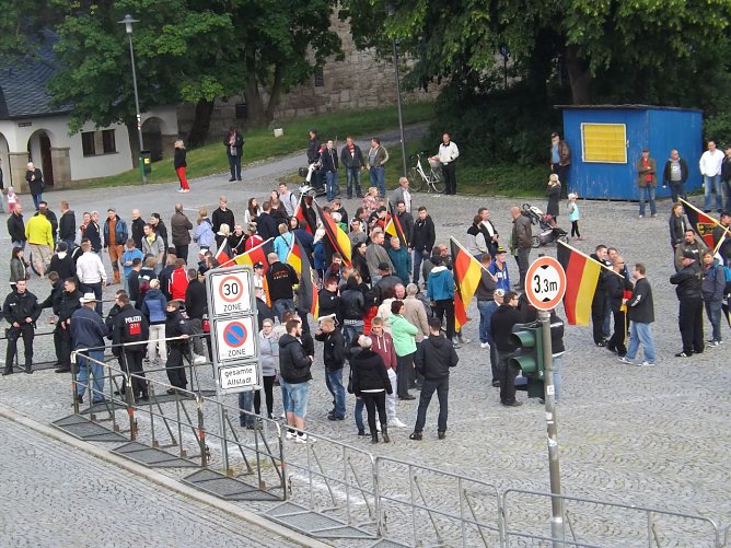 Die Th&uuml;gida formiert sich auf dem kleinen Blobach zum Demonstrationszug durch die Innenstadt. (Foto: Foto: Mix)