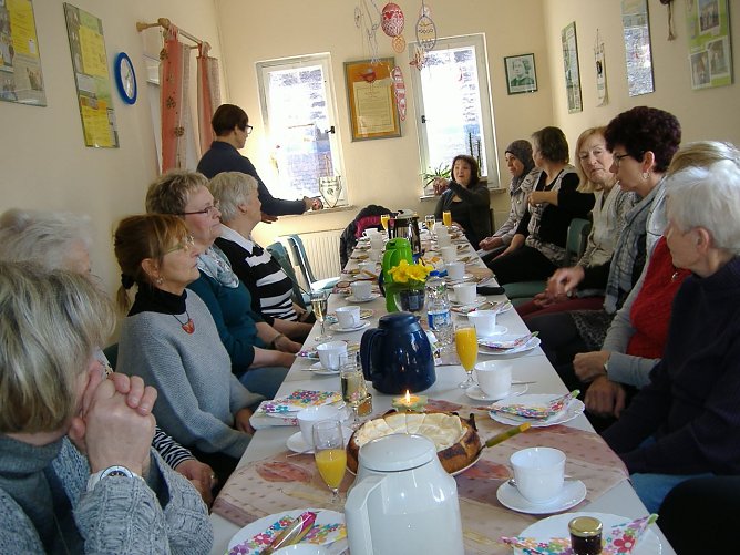 Mit kleinen Geschichten wurde an die Frauenbewegung der neunziger Jahre erinnert. (Foto: Foto: privat)