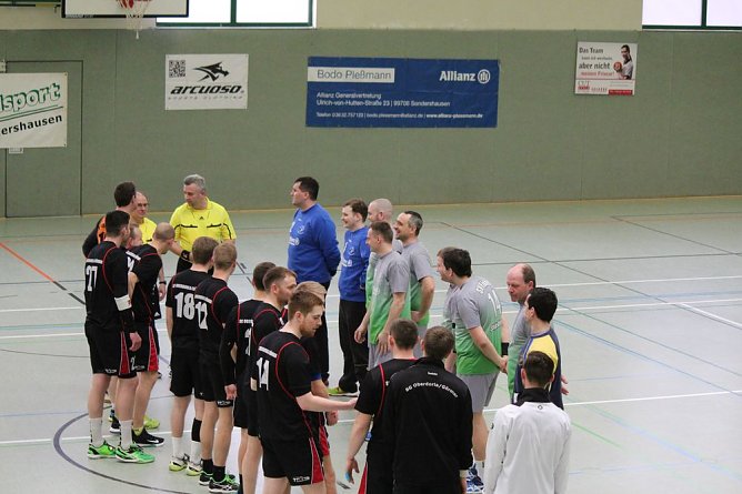 Handball: Es reichte nicht f&uuml;r Einheit (Foto: Karl-Heinz Herrmann)
