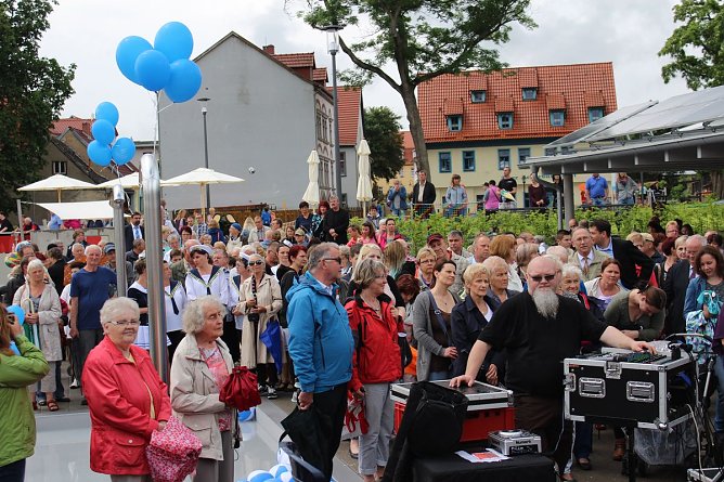Solewasser-Vitalpark feierlich eingeweiht (Foto: Karl-Heinz Herrmann) Solewasser-Vitalpark feierlich eingeweiht (Foto: Karl-Heinz Herrmann)