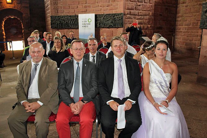 Festwoche für 120 Jahre Kyffhäuserdenkmal endete (Foto: Karl-Heinz Herrmann) Festwoche für 120 Jahre Kyffhäuserdenkmal endete (Foto: Karl-Heinz Herrmann)