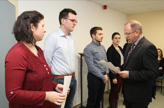 Ernannt und vereidigt (Foto: Schulamt)