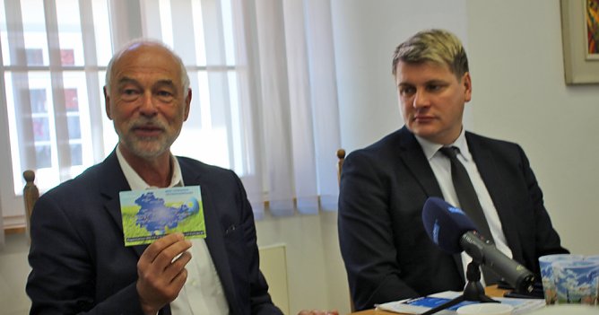 MDR-Osterspaziergang am Kyffhäuser (Foto: Karl-Heinz Herrmann) MDR-Osterspaziergang am Kyffhäuser (Foto: Karl-Heinz Herrmann)