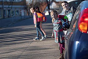 Schulweg (Foto: ACE) Schulweg (Foto: ACE)