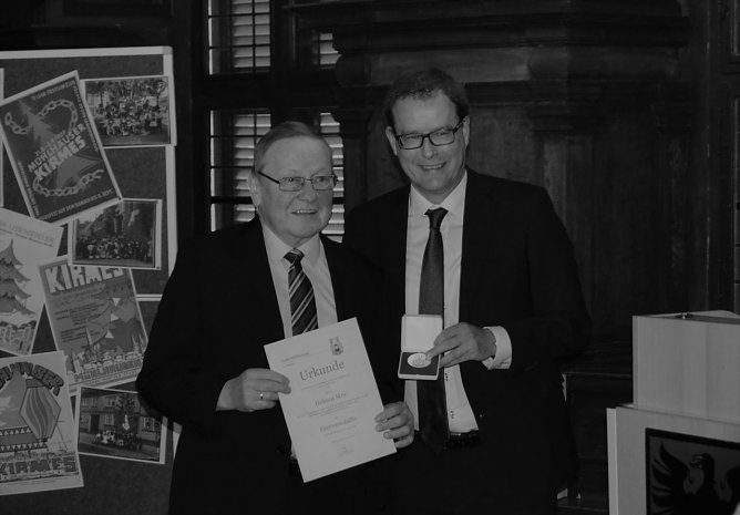 Ehrenbürger Helmut Mey gestorben (Foto: Pressestelle Stadt Mühlhausen) Ehrenbürger Helmut Mey gestorben (Foto: Pressestelle Stadt Mühlhausen)