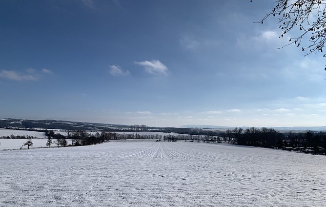 Blick von Nordhausen zum Kyffh&auml;user (Foto: oas)