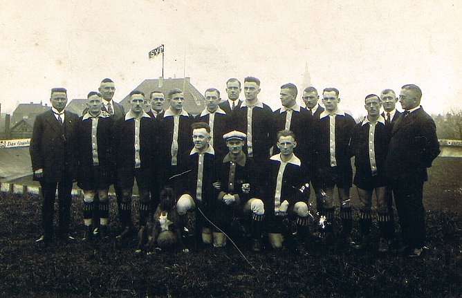 Die Preußen in der Spielzeit 1927/28 (Foto: Archiv FSVP) Die Preußen in der Spielzeit 1927/28 (Foto: Archiv FSVP)