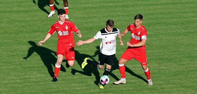 Testspiel Preussen gegen Rot-Weiß Erfurt (Foto: Marcel Junghanns) Testspiel Preussen gegen Rot-Weiß Erfurt (Foto: Marcel Junghanns)