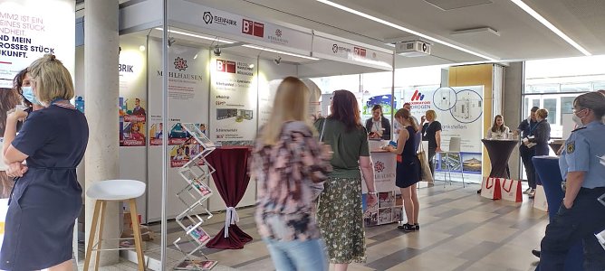 Fachkr&auml;ftemesse mit M&uuml;hlh&auml;user Beteiligung (Foto:  &copy; Stadtverwaltung M&uuml;hlhausen)