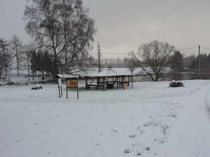 In Sophienhof hat der Winter wieder Einzug gehalten (Foto: W. J&ouml;rgens)