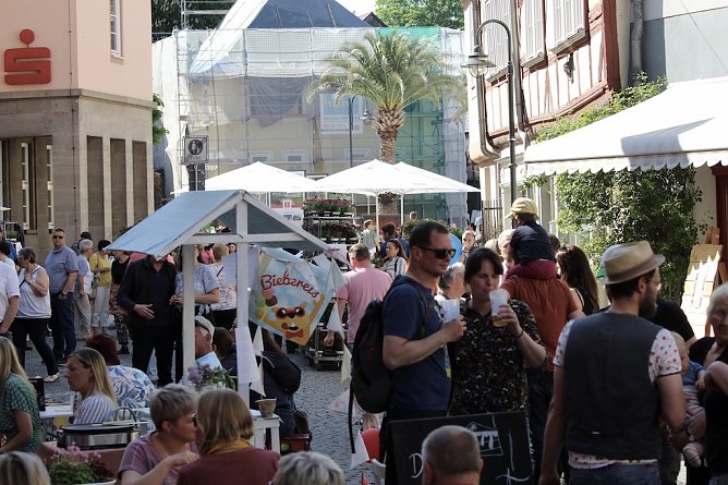 Gedr&auml;nge beim Fest im vergangenen Jahr (Foto: Eva Maria Wiegand)