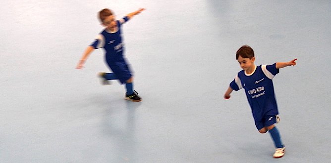 Gejubelt wurde beim Kindergarten Cup schon wie bei den Großen (Foto: emw) Gejubelt wurde beim Kindergarten Cup schon wie bei den Großen (Foto: emw)
