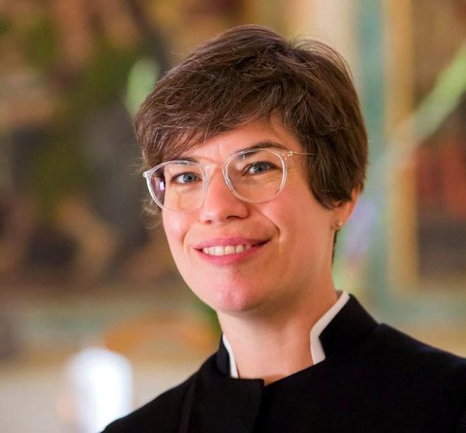 Pfarrerin Juliane Themel (Foto: Evangelischer Kirchenkreis Mühlhausen) Pfarrerin Juliane Themel (Foto: Evangelischer Kirchenkreis Mühlhausen)