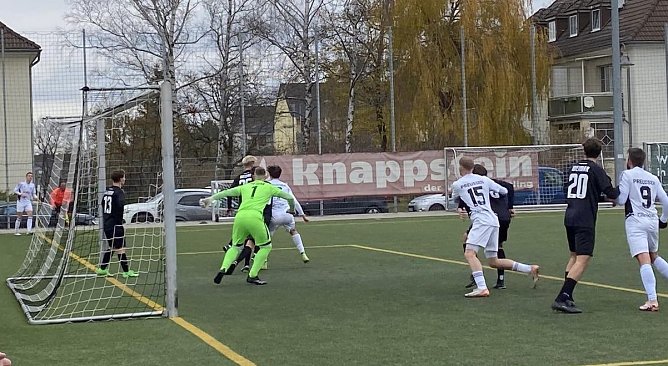 Preu&szlig;en ringt Weimar in einem spannenden Spiel nieder (Foto: FSV Preu&szlig;en)