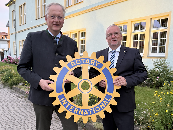 Dr. Frank Lange und sein Nachfolger Klaus-Peter Fiege (Foto: Jonas Urbach)