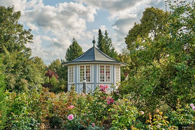 Im Rosensgarten wird bald Märchenfest gefeiert (Foto: KTL Bad Langensalza) Im Rosensgarten wird bald Märchenfest gefeiert (Foto: KTL Bad Langensalza)