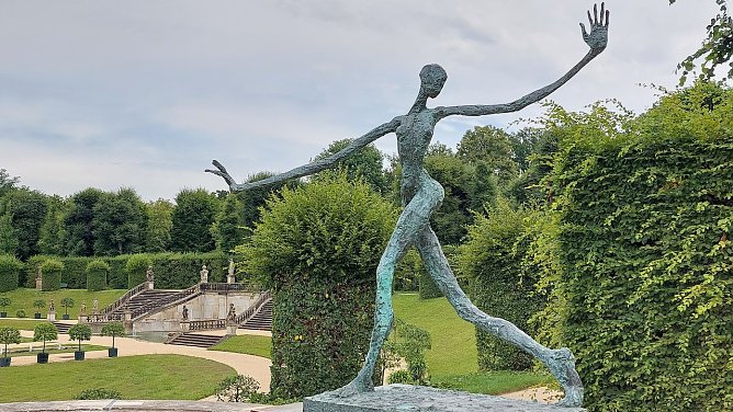 Kunst im Barockgarten Niedersedlitz (Foto: Sabine Schröder) Kunst im Barockgarten Niedersedlitz (Foto: Sabine Schröder)