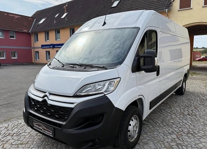 Das heute Nacht gestohlene Fahrzeug (Foto: privat) Das heute Nacht gestohlene Fahrzeug (Foto: privat)