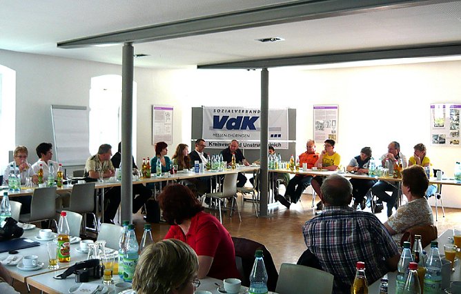 Blick in die Gespr&auml;chsrunde (Foto: Dietmar Buchardt )