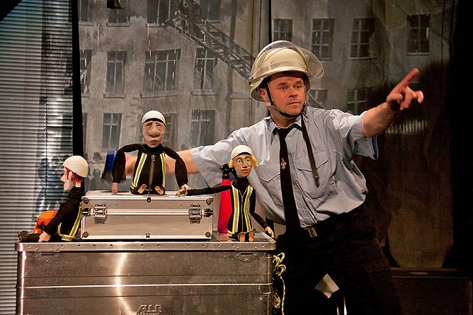 Bei der Feuerwehr wird der Kaffee kalt (Foto: Anja Daniela Wagner)