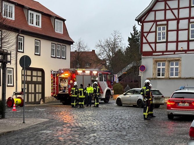 Feuer im Verbandswasserwerk in Bad Langensalza - Lagebesprechung (Foto: oas)
