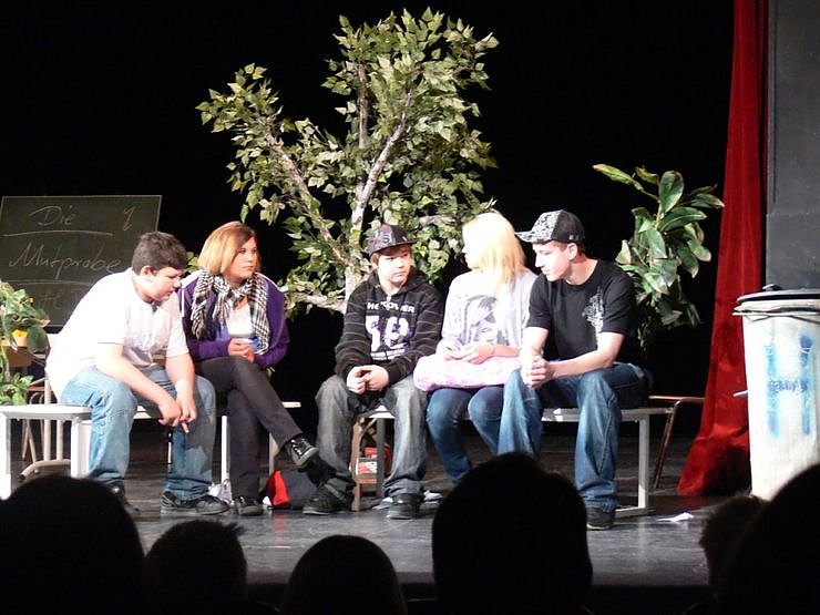 Sch&uuml;ler machen Theater