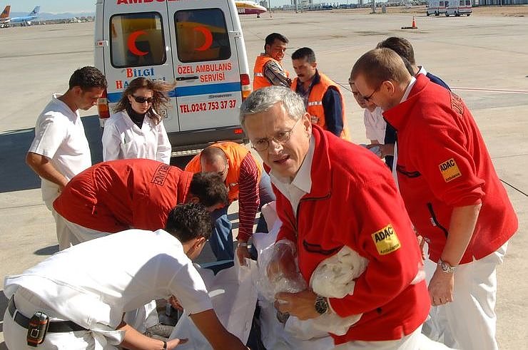 Hilfe bei Krankheit im Ausland