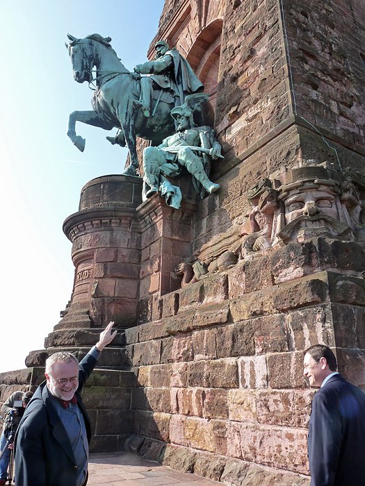 Reinigungskur f&uuml;r Kyffh&auml;userdenkmal