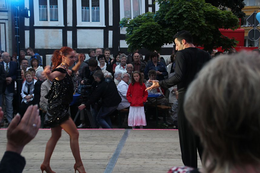 Am Zierbrunnen getanzt