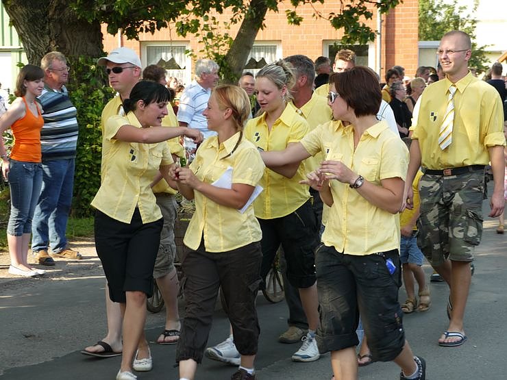 Umzug in Sundhausen