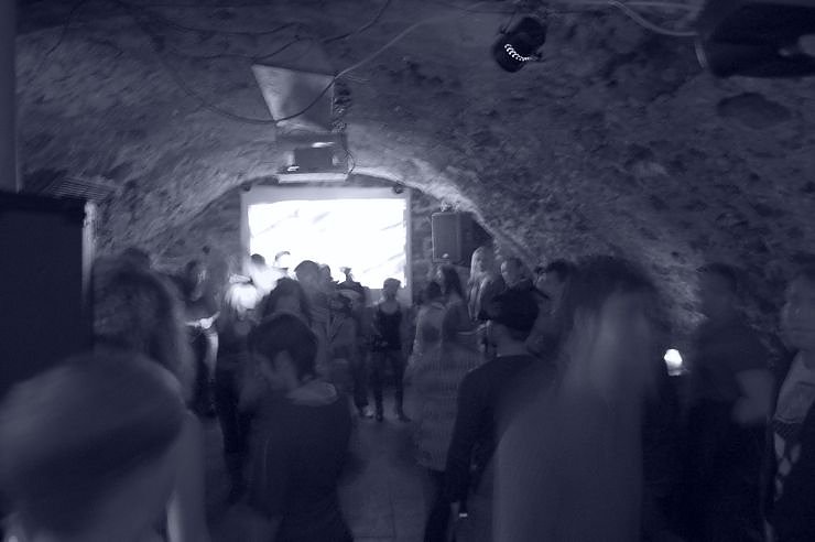 Weihnachtsparty im Amelie. NNZ-City Scout on Tour