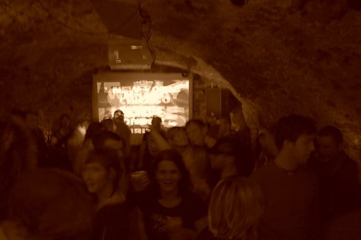 Weihnachtsparty im Amelie. NNZ-City Scout on Tour