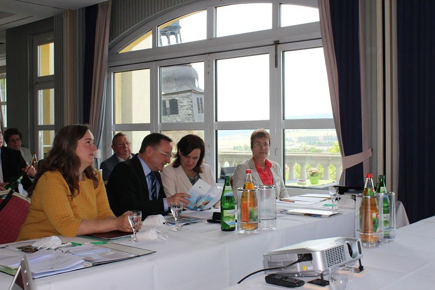 Hilfen f&uuml;r klamme Heilb&auml;derkommunen?