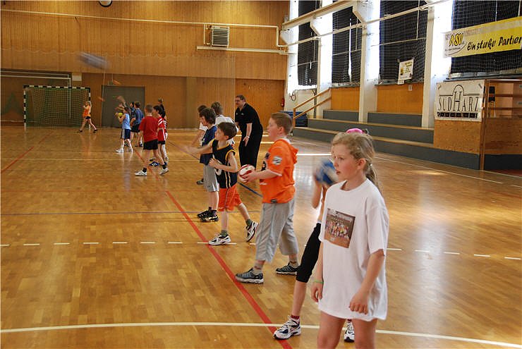 Handball-Oster-Camp. NNZ-City Scout on Tour