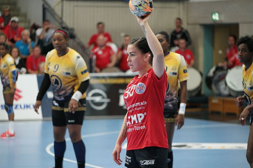 Mit einem Unentschieden startet der THC in die Champions League